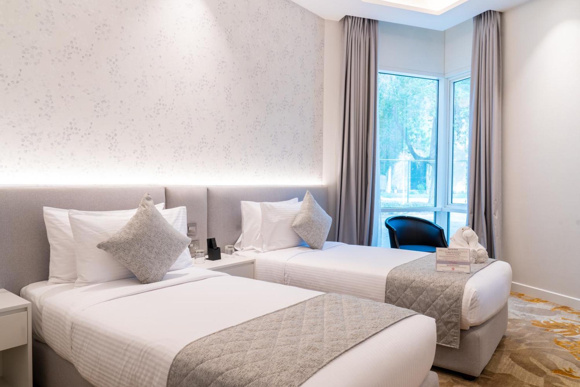 Estay Hotel Dubai Exterior photo